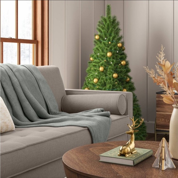 NWT Oversized Casual Chenille Throw with Faux Shearling Green - Threshold - Picture 3 of 7